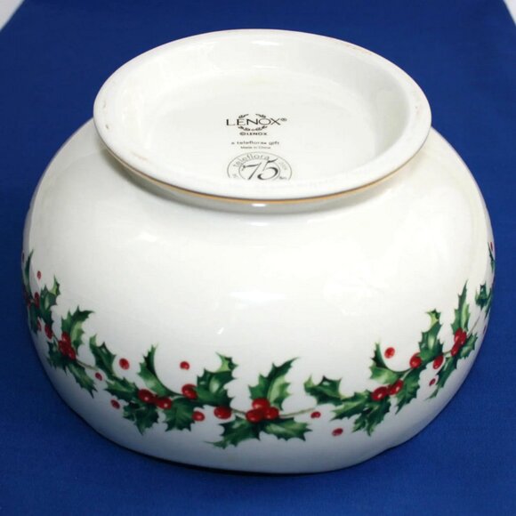 Lenox China Christmas Holiday Porcelain Bowl Holly Berry Teleflora small chip - Picture 2 of 4